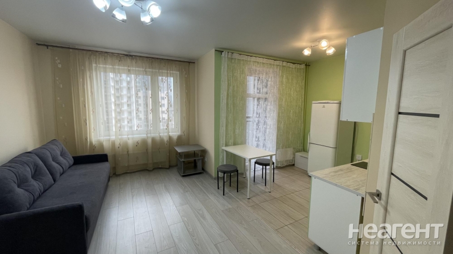 Сдается 1-комнатная квартира, 30 м²