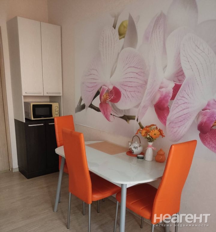 Сдается 2-х комнатная квартира, 50 м²