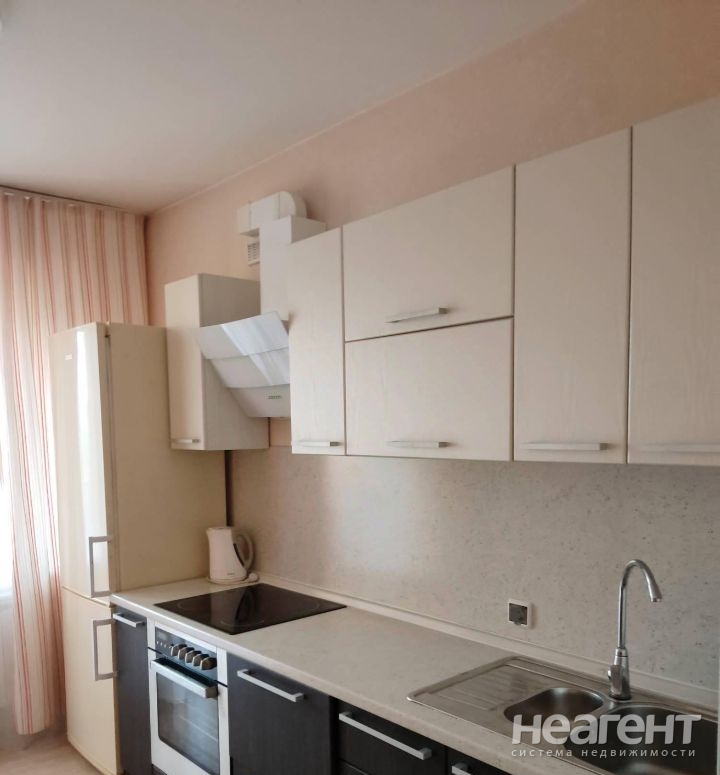 Сдается 2-х комнатная квартира, 50 м²