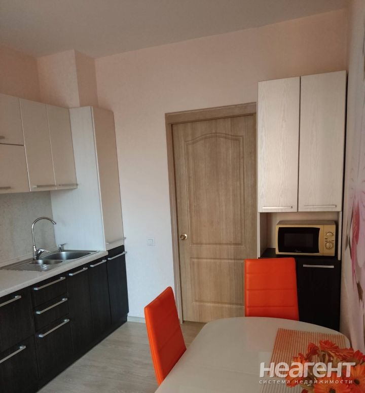 Сдается 2-х комнатная квартира, 50 м²