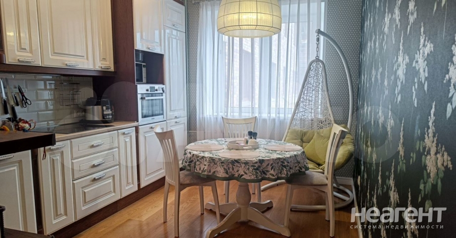 Сдается 2-х комнатная квартира, 67,7 м²