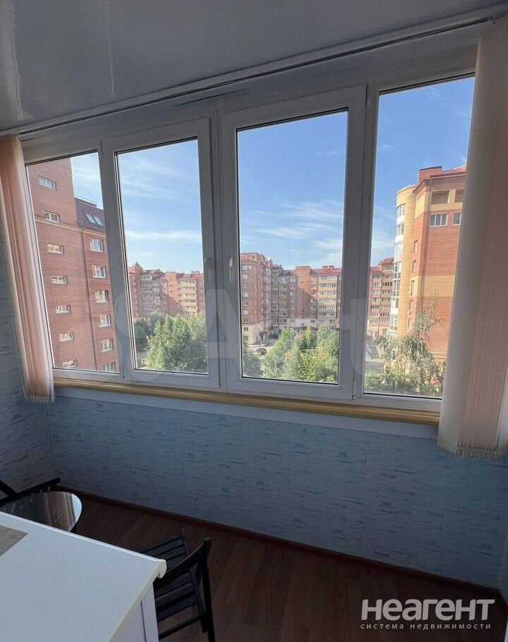 Продается 1-комнатная квартира, 51,9 м²