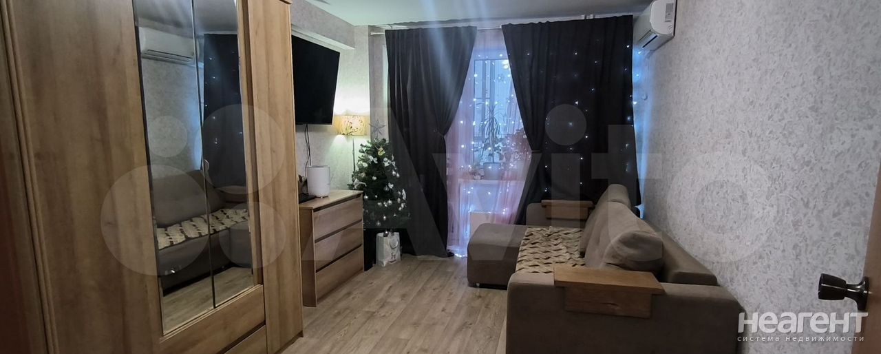 Продается 1-комнатная квартира, 26,9 м²