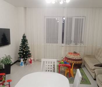 Продается 3-х комнатная квартира, 76 м²