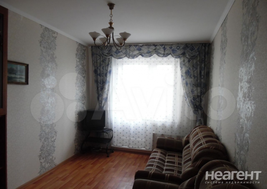 Сдается 1-комнатная квартира, 32 м²