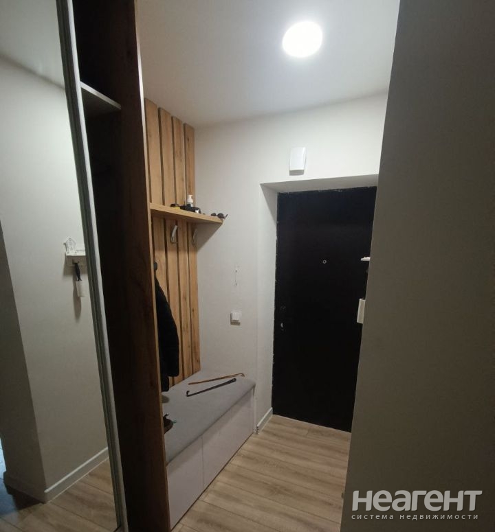 Сдается Многокомнатная квартира, 68 м²