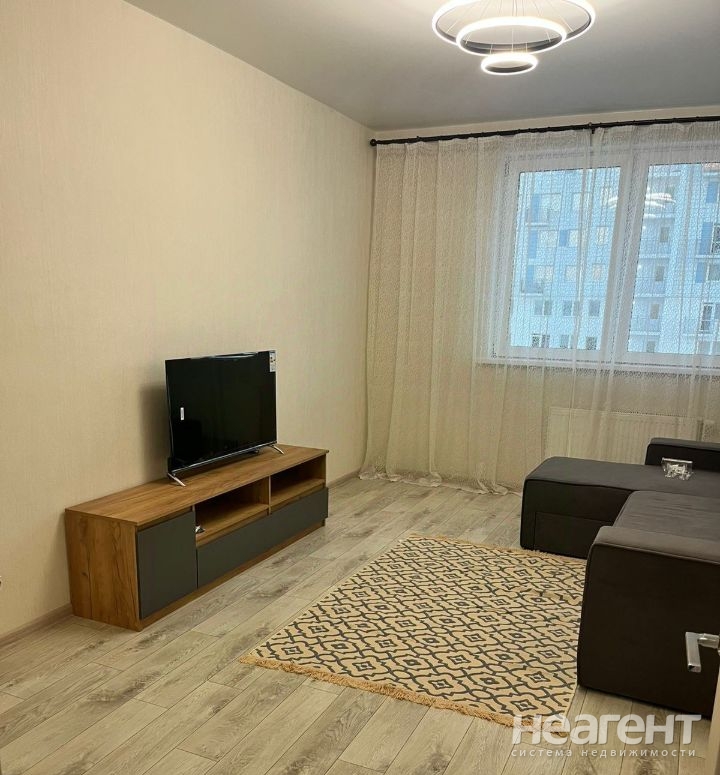 Сдается 1-комнатная квартира, 37 м²