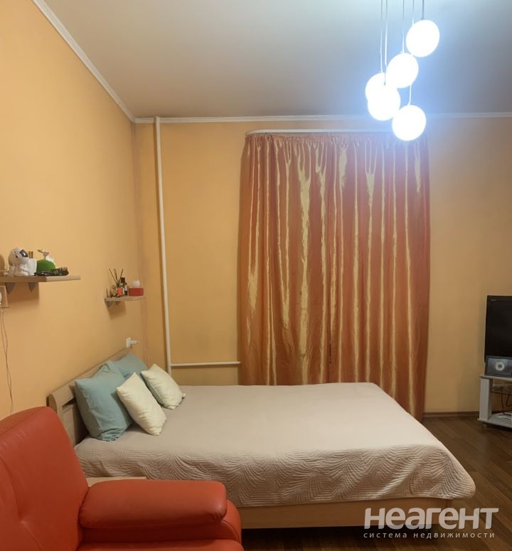 Сдается 1-комнатная квартира, 40 м²