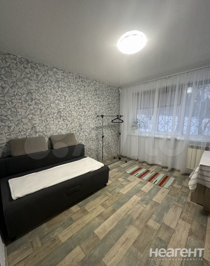 Продается 1-комнатная квартира, 18 м²