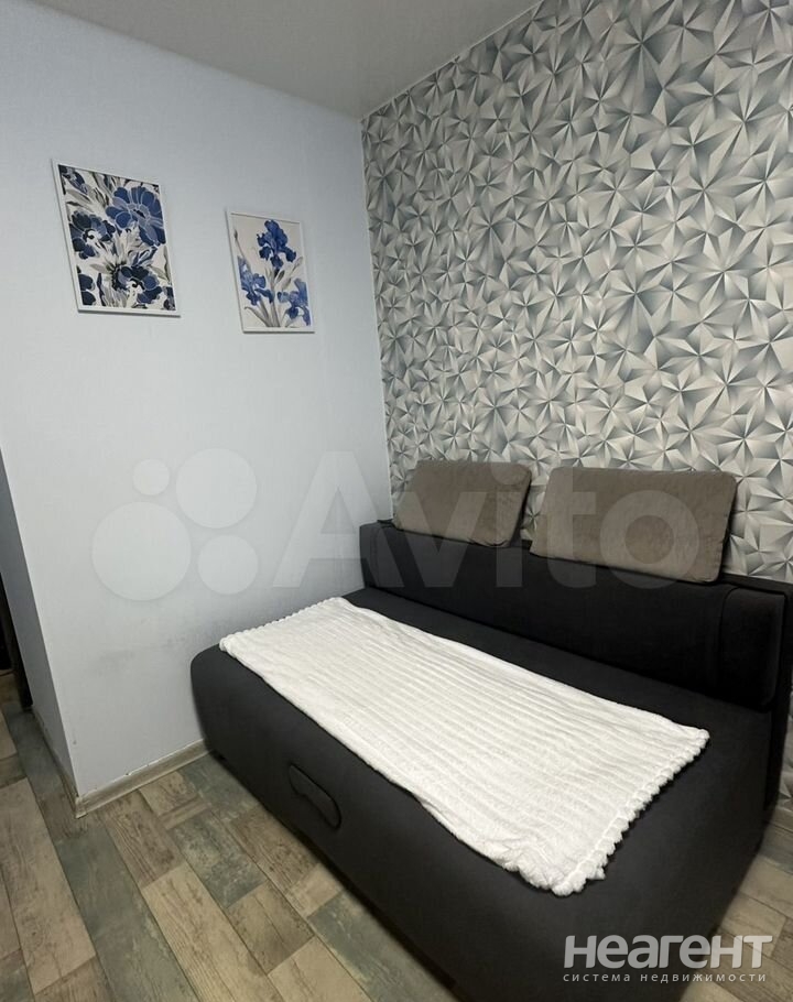 Продается 1-комнатная квартира, 18 м²