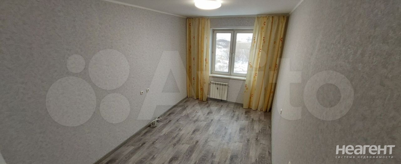 Продается 1-комнатная квартира, 36,8 м²