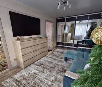 Продается Многокомнатная квартира, 59,5 м²