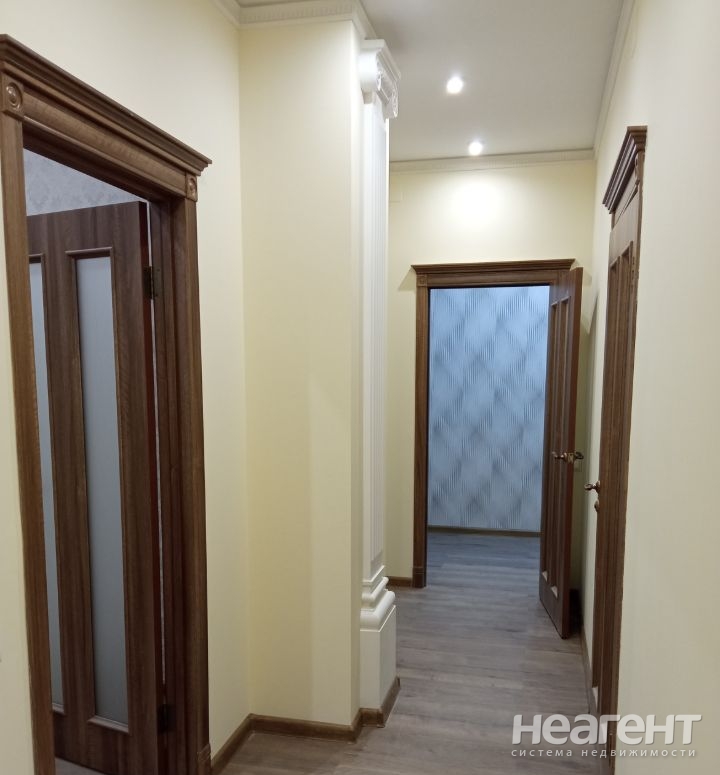 Продается 2-х комнатная квартира, 61 м²