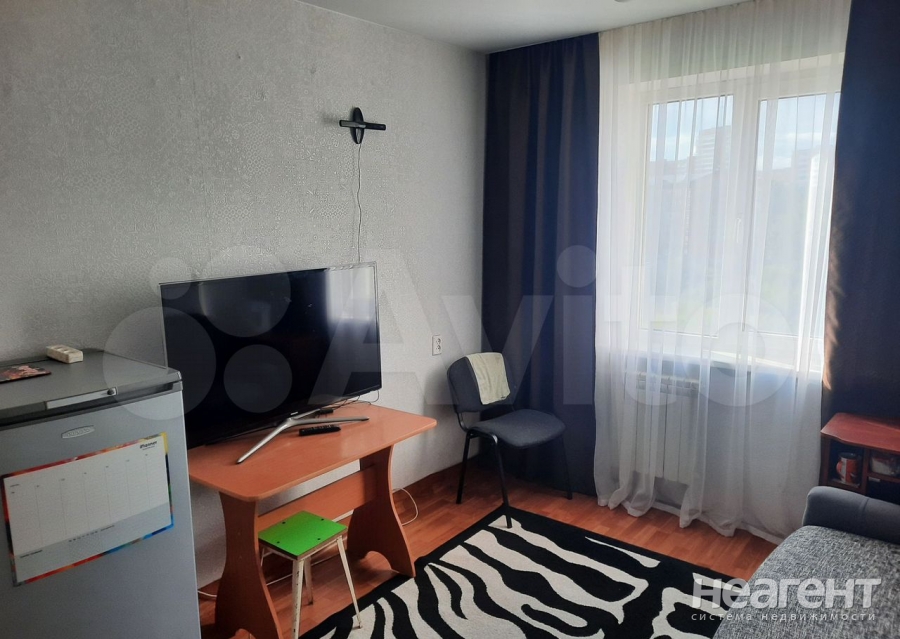 Продается 1-комнатная квартира, 12 м²