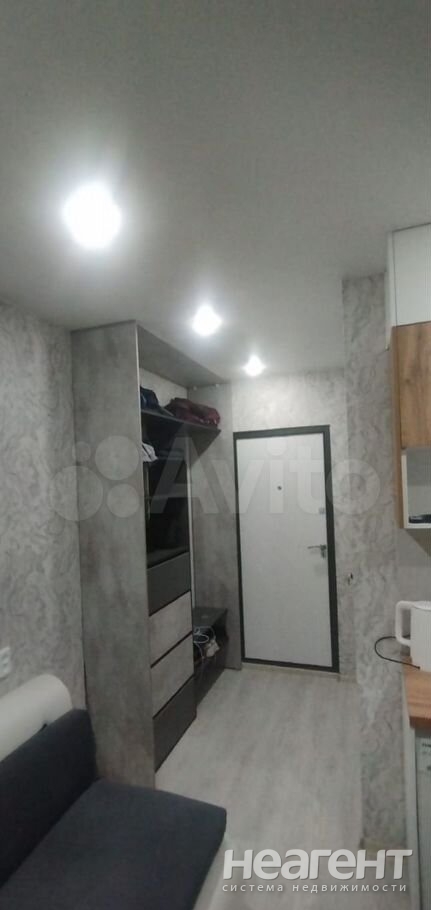 Продается 1-комнатная квартира, 12 м²