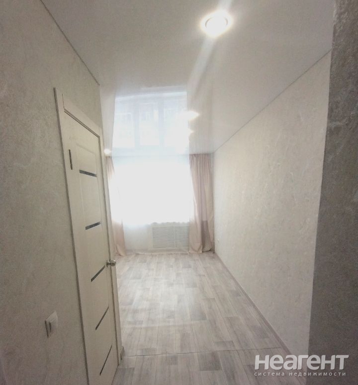 Продается 1-комнатная квартира, 18 м²