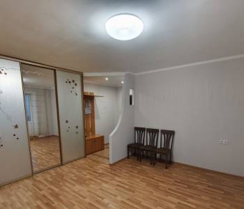 Сдается Многокомнатная квартира, 68 м²