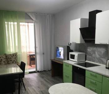 Продается 1-комнатная квартира, 48 м²