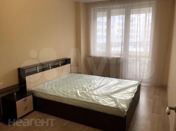 Сдается 2-х комнатная квартира, 65 м²