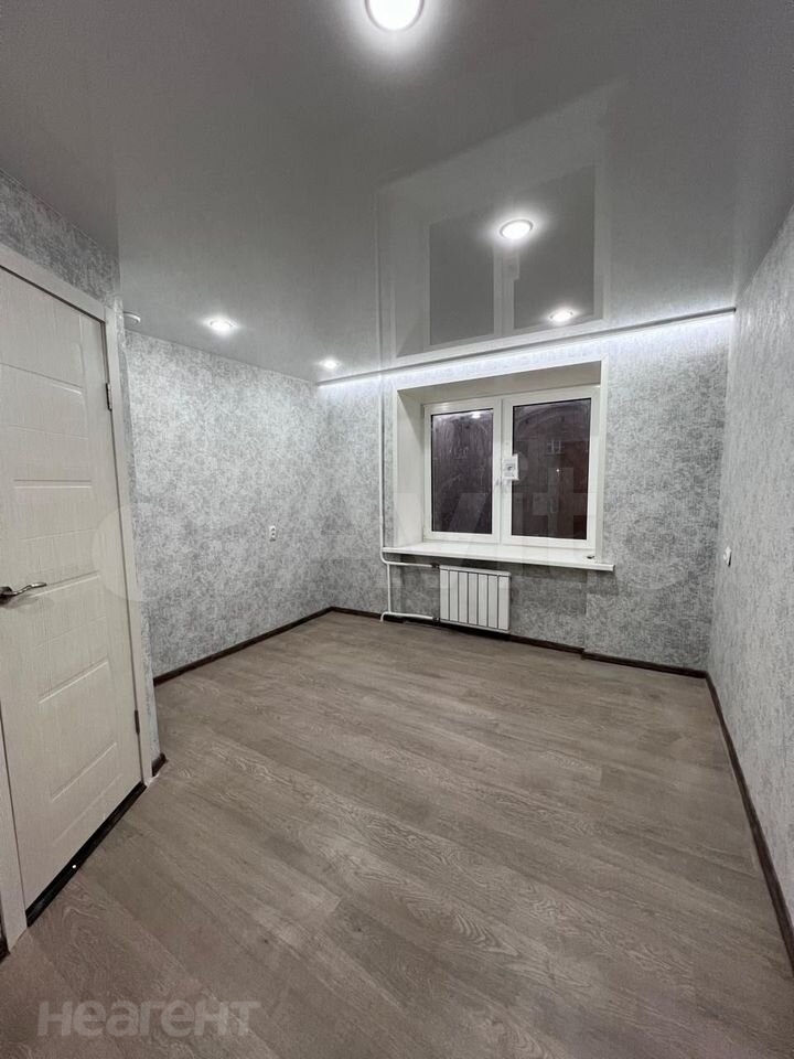 Продается 1-комнатная квартира, 12 м²