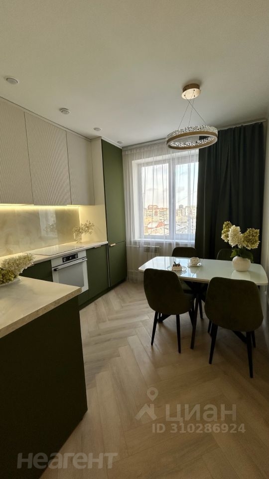 Продается 1-комнатная квартира, 41,8 м²