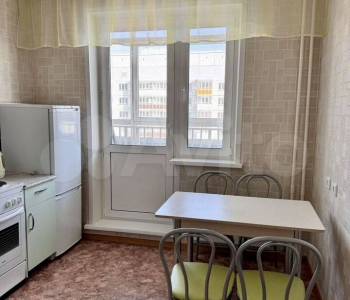 Сдается 1-комнатная квартира, 41 м²