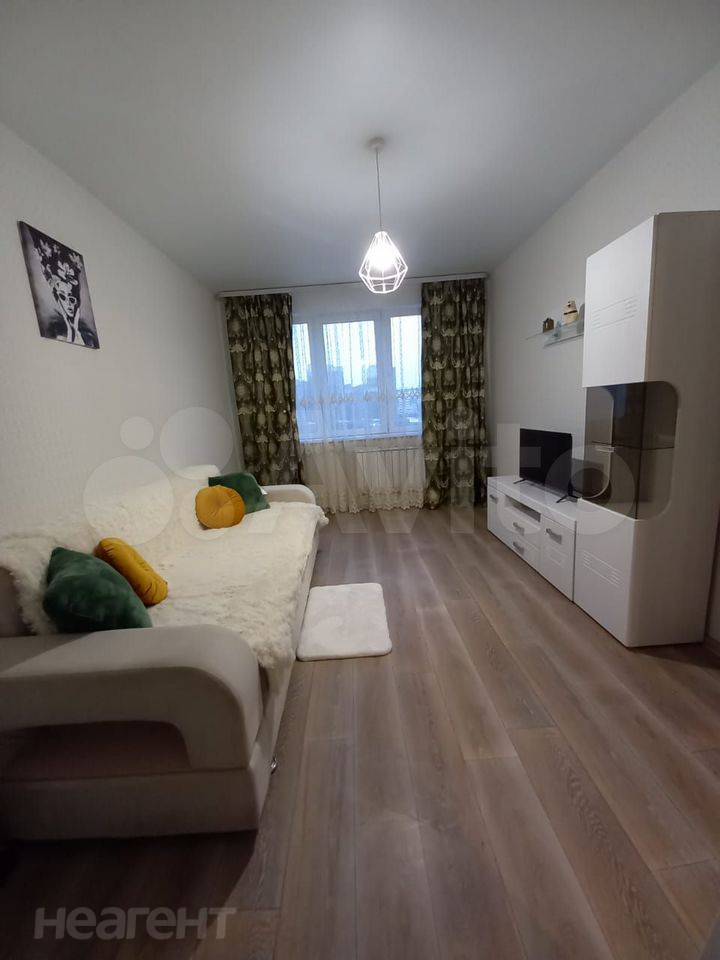 Сдается 2-х комнатная квартира, 68 м²