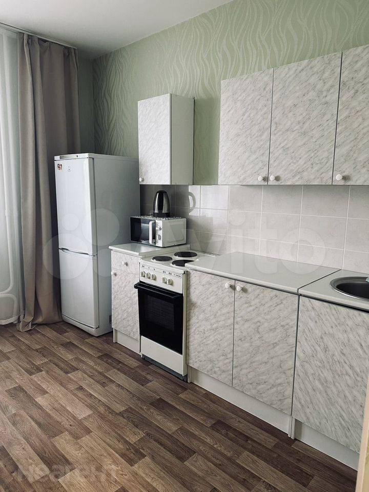 Сдается 1-комнатная квартира, 40 м²