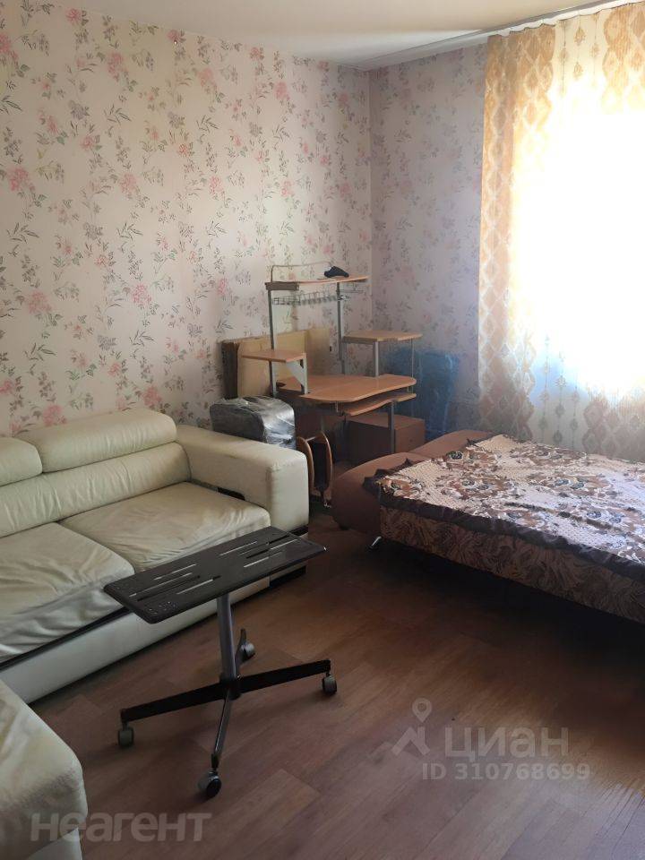 Продается 1-комнатная квартира, 37,6 м²