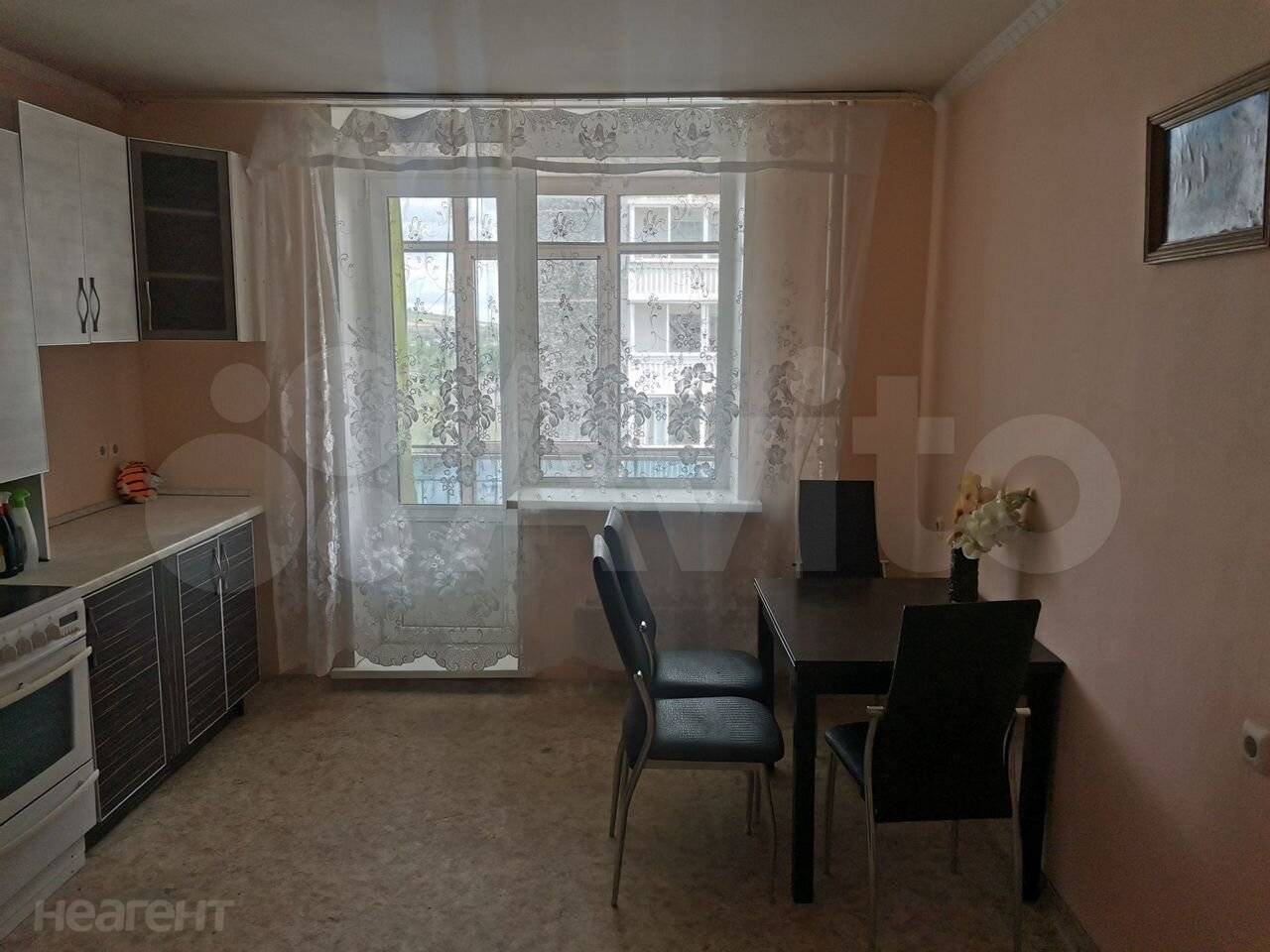 Продается 1-комнатная квартира, 45 м²