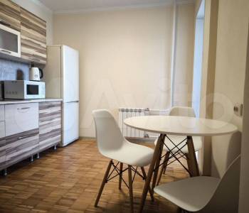 Сдается 1-комнатная квартира, 35 м²