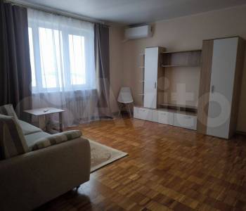 Сдается 1-комнатная квартира, 35 м²