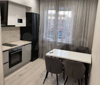 Сдается 1-комнатная квартира, 44 м²