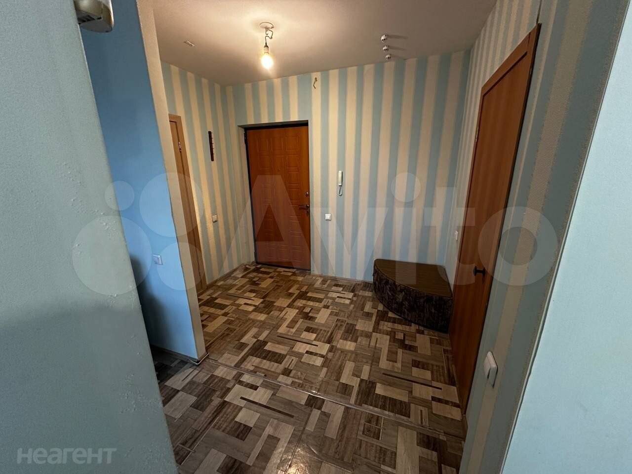 Сдается 1-комнатная квартира, 38 м²