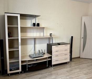 Сдается 1-комнатная квартира, 41,7 м²