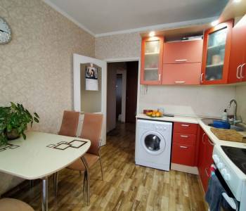 Продается 1-комнатная квартира, 40,7 м²