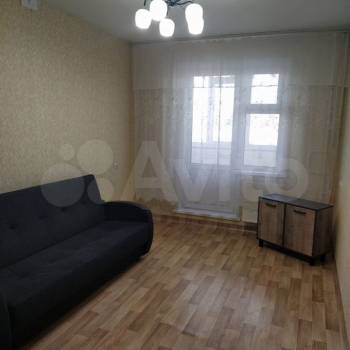 Сдается 1-комнатная квартира, 35 м²