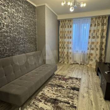 Сдается 1-комнатная квартира, 37 м²