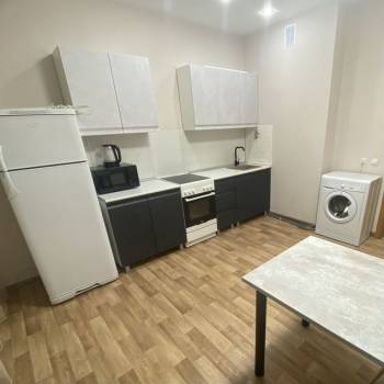 Сдается 1-комнатная квартира, 44 м²