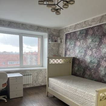 Продается Многокомнатная квартира, 120 м²