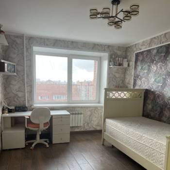 Продается Многокомнатная квартира, 120 м²