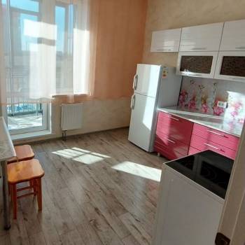 Сдается 1-комнатная квартира, 40 м²