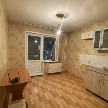 Продается 1-комнатная квартира, 55,6 м²