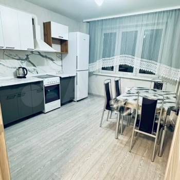 Сдается 1-комнатная квартира, 42 м²