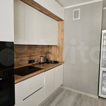 Сдается 1-комнатная квартира, 45 м²