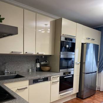 Продается Многокомнатная квартира, 127 м²