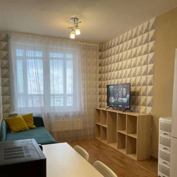 Сдается 1-комнатная квартира, 40 м²