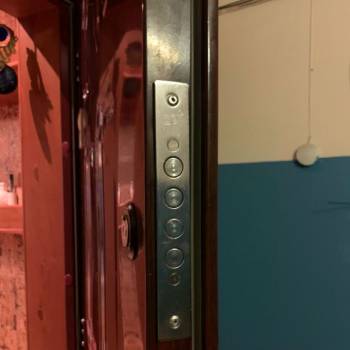 Продается Многокомнатная квартира, 120 м²