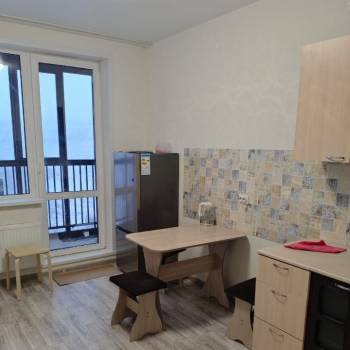 Сдается 1-комнатная квартира, 40 м²