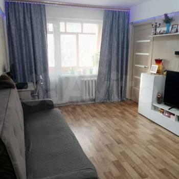 Продается Многокомнатная квартира, 58,8 м²